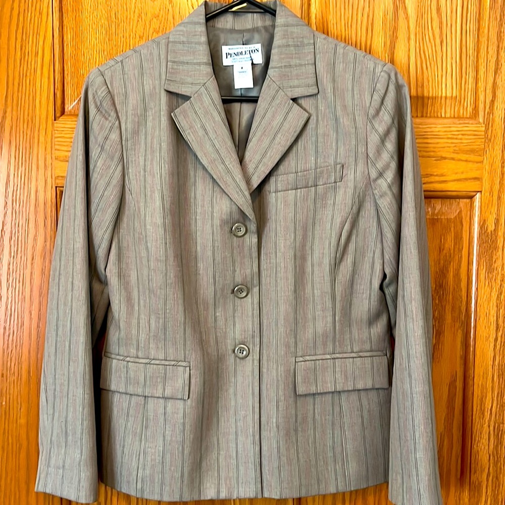 Pendleton Tan/pink Suit Jacket/Blazer Size 8